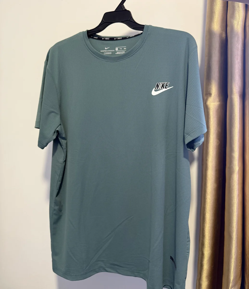 Camiseta deportiva DRI FIT